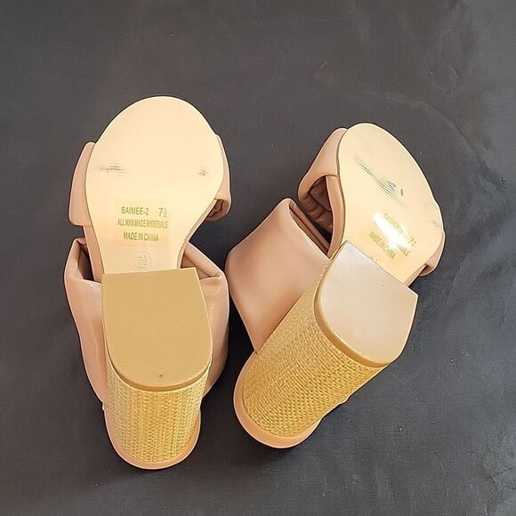 BRAND NEW KAYLEEN DOUBLE STRAP BLOCK HEEL SANDAL - Picture 12 of 14